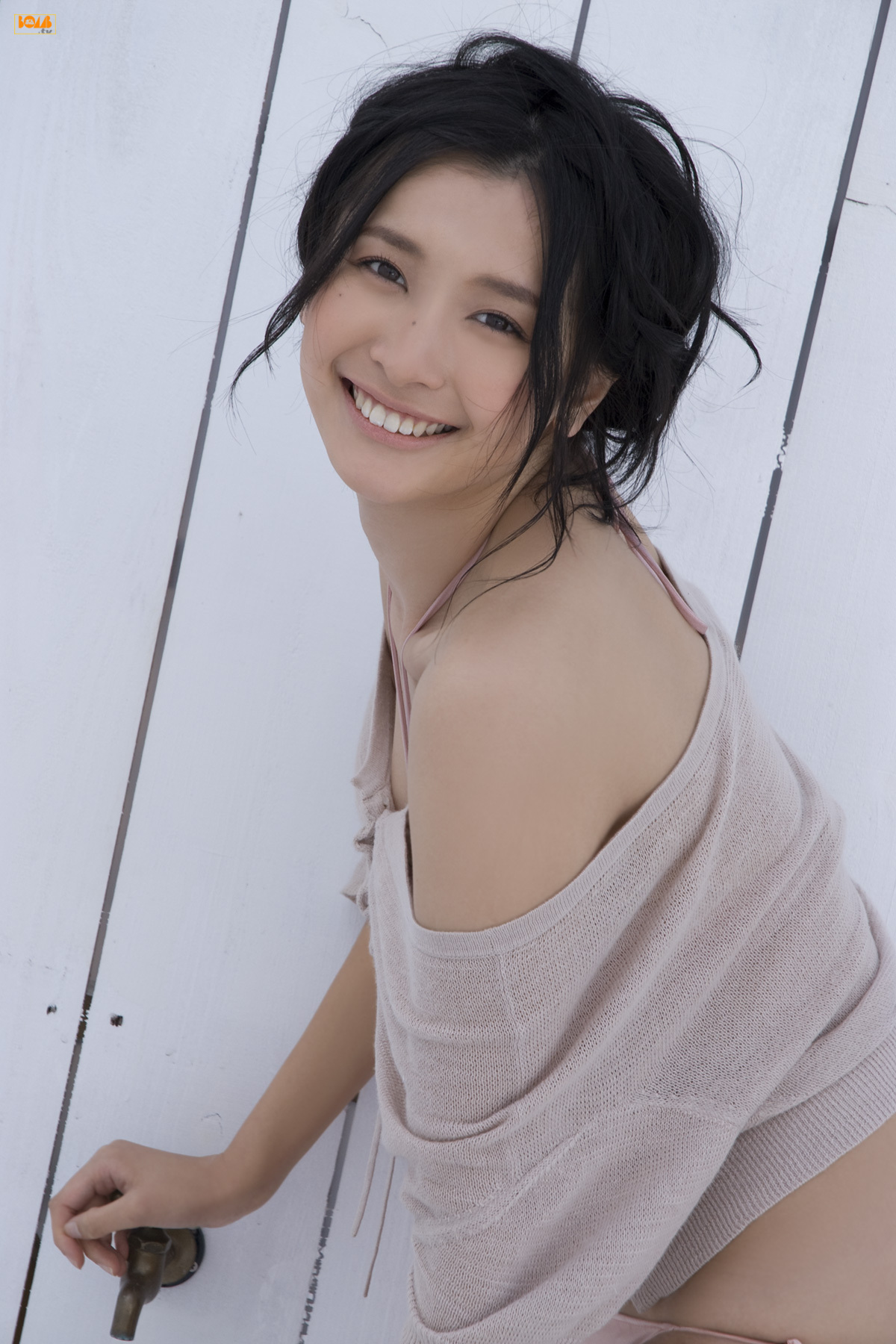 Masaki Yamazaki Bomb.TV Set of pictures of Mami Yamasaki Japanese Beauty